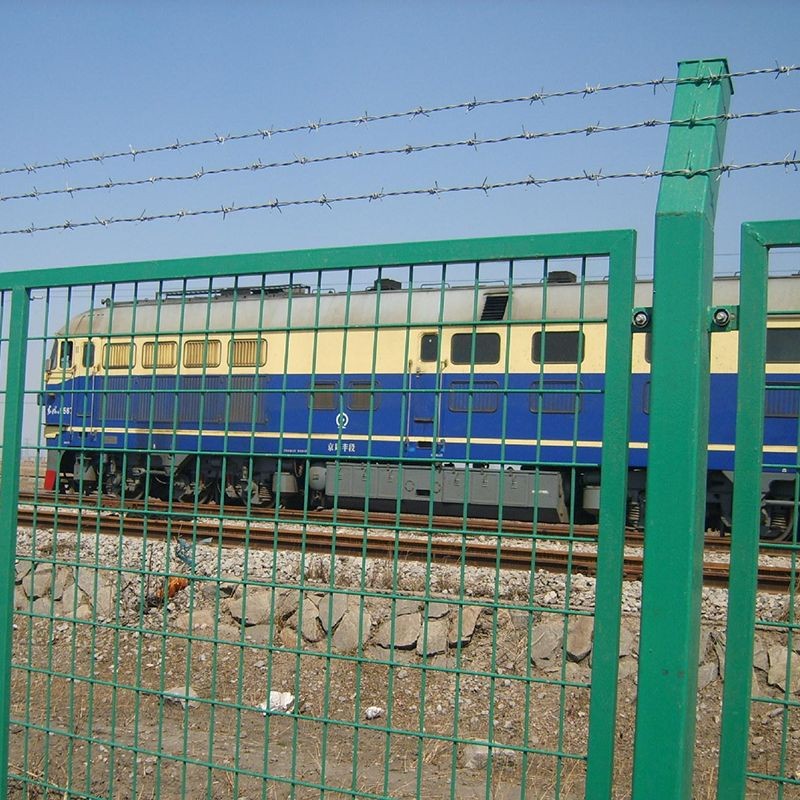 Green Coated Wire Fencing factory